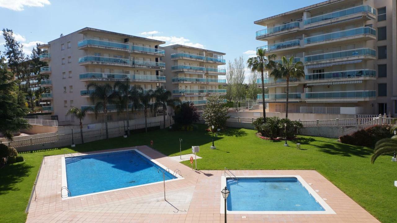 Montserrat Roig 1 Apartamento 301 Apartment *